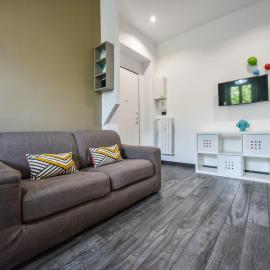 Benvenuti Casa Leo - Elegante Appartamento, hotel a Torí
