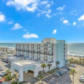 Holiday Inn Resort Oceanfront at Surfside Beach by IHG, hotel in Myrtle Beach