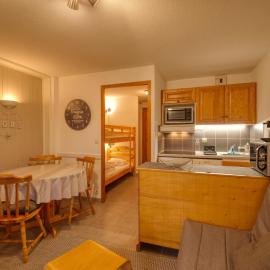 Appartement rénové proche lac et navette, 4 pers, non-fumeur, sans internet - FR-1-642-36