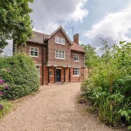 Gardeners Cottage - Nowton Park, Hotel in Bury Saint Edmunds
