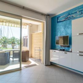 Apartment Blue Moon by Interhome