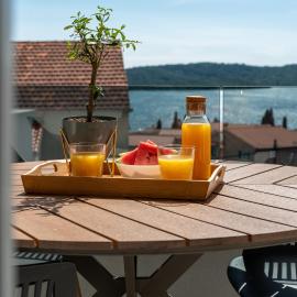 Villa Eight by Villa Kuzmanić, hotel in Trogir