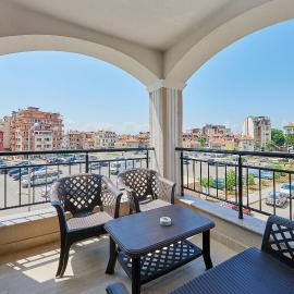 Evi Apartments 2, hotel di Pomorie