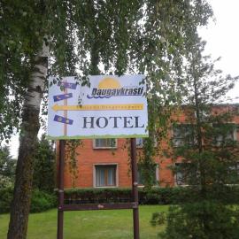 Daugavkrasti Hotel、イェーカブピルスのホテル