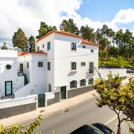 FOREST VILLAS - GUEST HOUSE, hotel v destinaci Leiria