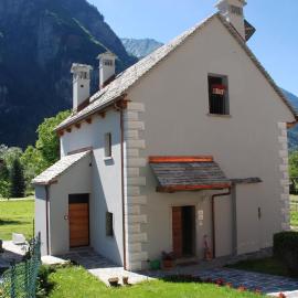 Il Borgo Antico, hotel u gradu 'Cadarese'