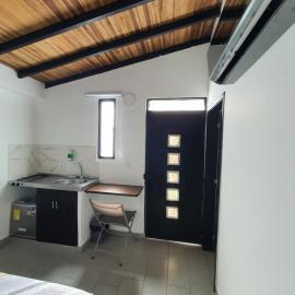 Aptoestudio full equipado y excelente ubicación, hotel in Cúcuta