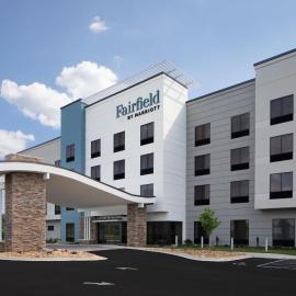 Fairfield by Marriott Inn & Suites Whitsett Greensboro East, hotel u gradu Whitsett