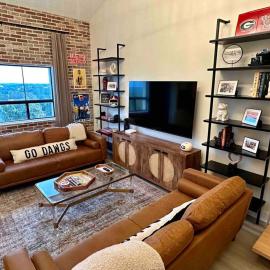 UGA Penthouse Downtown Athens Walk To Stadium