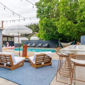 Angel&Rose Universal Hollywood House King Bed Heated Pool is extra fee