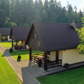 Domki Pod Lasem, hotel en Lesko