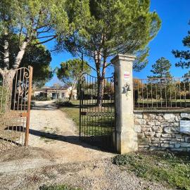 Villa avec Piscine et Vues Imprenables, hôtel à Villars