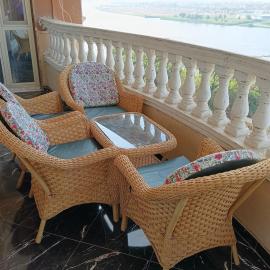 شقة فندقيه فاخرة بمنطقة المعادى صف اول جميع الغرف تطل على النيل A luxury hotel apartment in Maadi, first row. All rooms overlook the Nile