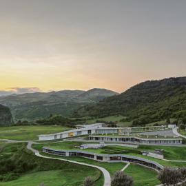Concept Hotel by COAF, hotel v mestu Debed