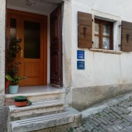 Rooms Serafin, hotel a Motovun (Montona)