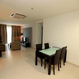 Merdeka Suites Hotel, hotel di Miri