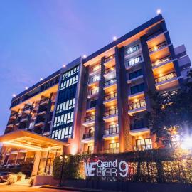 We Grand Ever 9, hotel a Nakhon Ratchasima