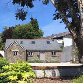 Gilliflower 1 bedroom cottage at Trethwale Barns Holiday Home, hotel a Saint Keyne