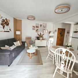 Casa Dorsya - near the beach, Torrevieja, Spain、トレビエハのホテル