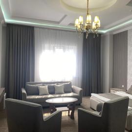 Dinar: Taraz şehrinde bir otel