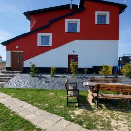 Apartamenty Czerwona Stodoła, hotel sa Kłodzko