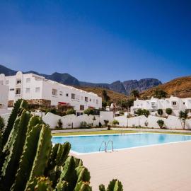 Casa Pizquito Agaete con piscina, מלון באגאטה