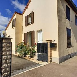 L'hirondelle du faubourg, Hotel in Bar-sur-Aube