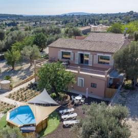 Villa La LLar Clara