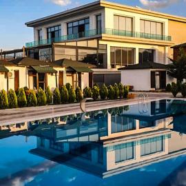 Dedeman Van Resort & Aquapark, khách sạn ở Van