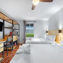 Hacienda Santa Barbara by Homi Rent, hotel u gradu El Jacal
