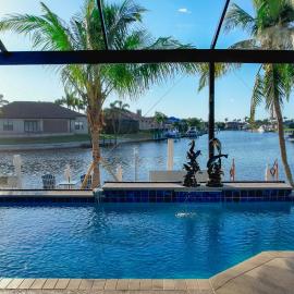 Luxury long waterview wpool-kayaks-clubs-bikes!