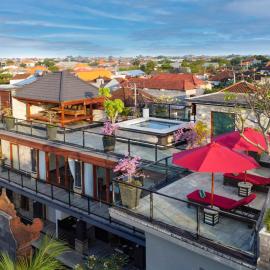 Winy Estate - Luxury Villa with Rooftop Jacuzzi