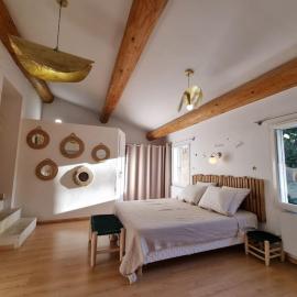 Maison de famille, hotelli kohteessa Bouillargues