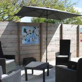 Knus vakantiehuis 100m van het strand (privé tuin) – hotel w mieście Callantsoog