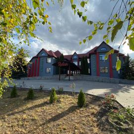ГРК РЕЛАКС, hotel di Pavlohrad