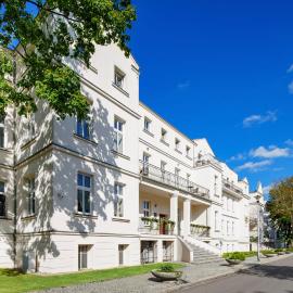 Jantar Hotel & SPA by Zdrojowa, khách sạn ở Kołobrzeg