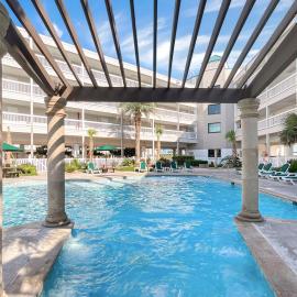Galveston में, होटल Galveston beach front and ocean views at Casa Del Mar