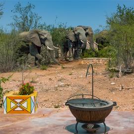 Luxury Safari Homes "hot tub", готель у місті Пгалаборва