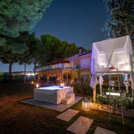 Tra gli Alberi e il Mare, hotel v destinaci Sirolo