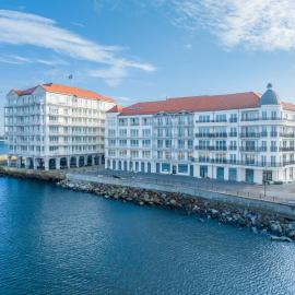 Sea Collection by Marina Royale، فندق في دارووفكو