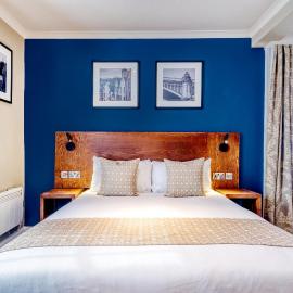 The White Hart by Innkeeper's Collection, hotel u gradu 'Hook'
