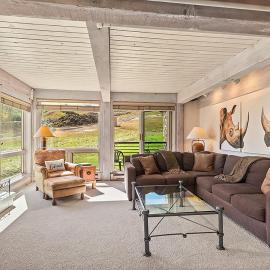 Enclave 205, Snowmass Ski-In/Ski-Out Condo w/Shared Pool/Hot Tub/Gym/WiFi, hotel in Snowmass Village