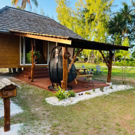 Bungalow TEIPO, hotel em Teavaro