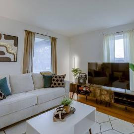Beautiful - 4bd with Contemporary Interior, Hotel in Lincoln
