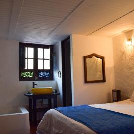 HOTEL CHORRO DE LUZ