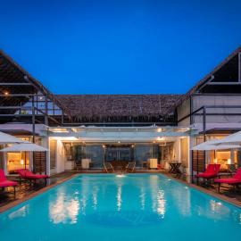 The Rain - River Villa with Infinity Pool, Hotel in Alappuzha