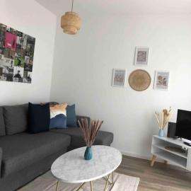 Moderne Neue 2 Zimmer Wohnung, hotel in Uetersen