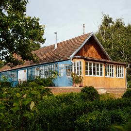 Country house Harmonia, מלון במודרה