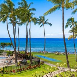 Papakea Resort G304- Coastal Remodeled ocean view Papakea Resort condo, hotel in Kahana