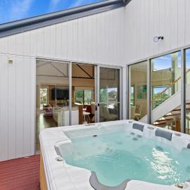 Bliss on the Bay - Full House